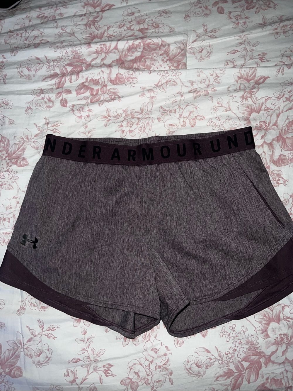 Under Armour Women's Maroon Heathered Athletic Shorts